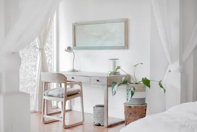 Incorporating Coastal Elements in Minimalist Beach HomesIllustration